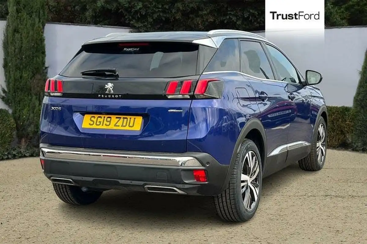 2019-peugeot-3008-suv-15-bluehdi-gt-line-big-3