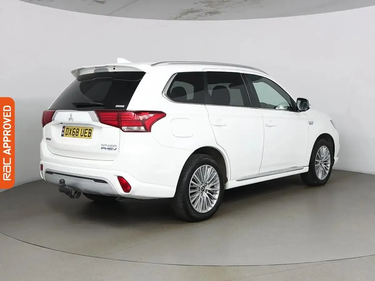 2018-mitsubishi-outlander-24-4h-phev-big-27