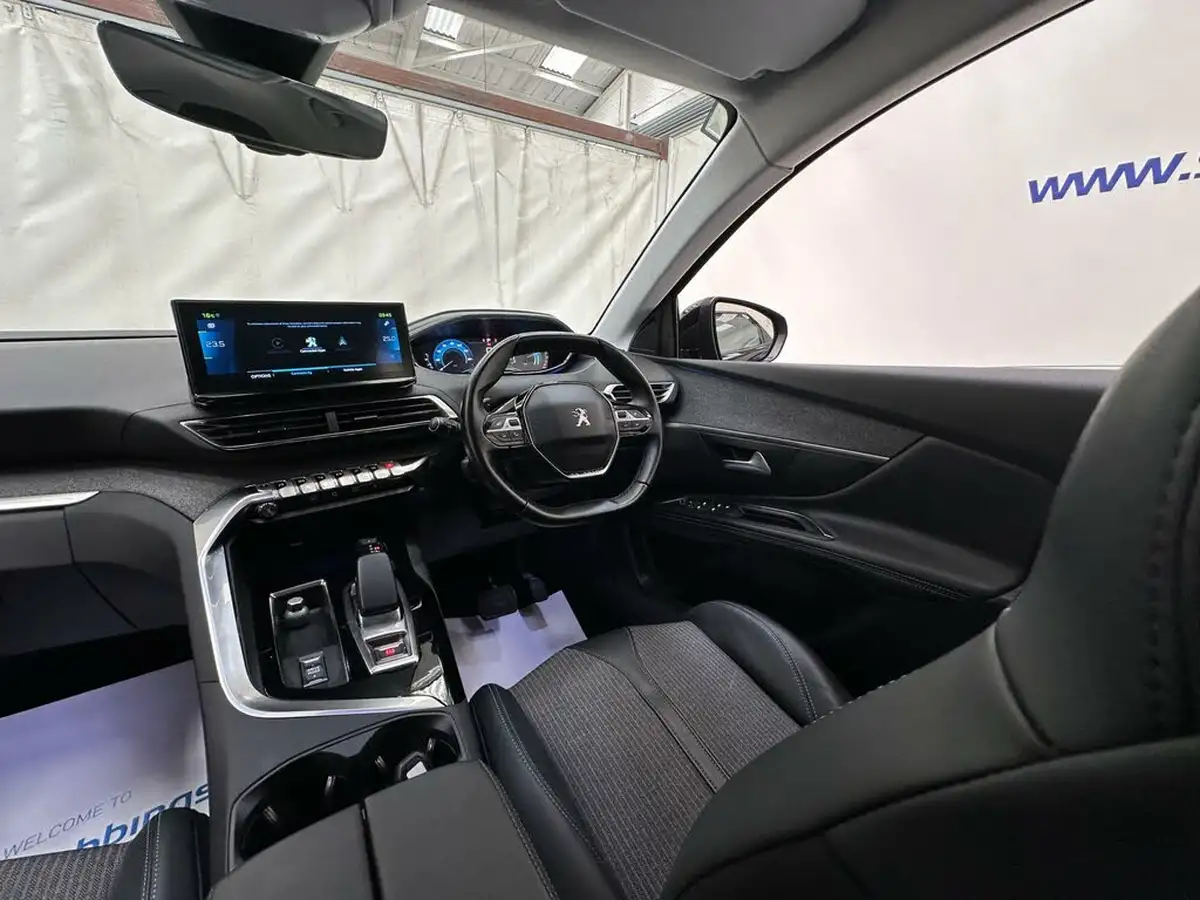 2022-peugeot-3008-suv-16-puretech-allure-premium-225bhp-hybrid-big-22