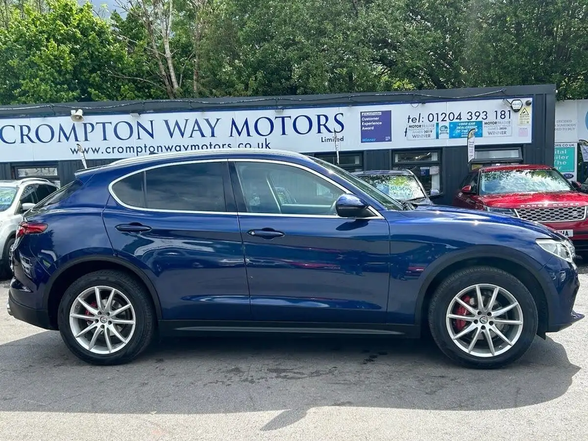 2018-alfa-romeo-stelvio-22td-speciale-207bhp-big-3