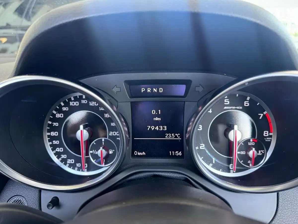 2012-mercedes-benz-slk-55-slk55-amg-ss-speedshift-big-30