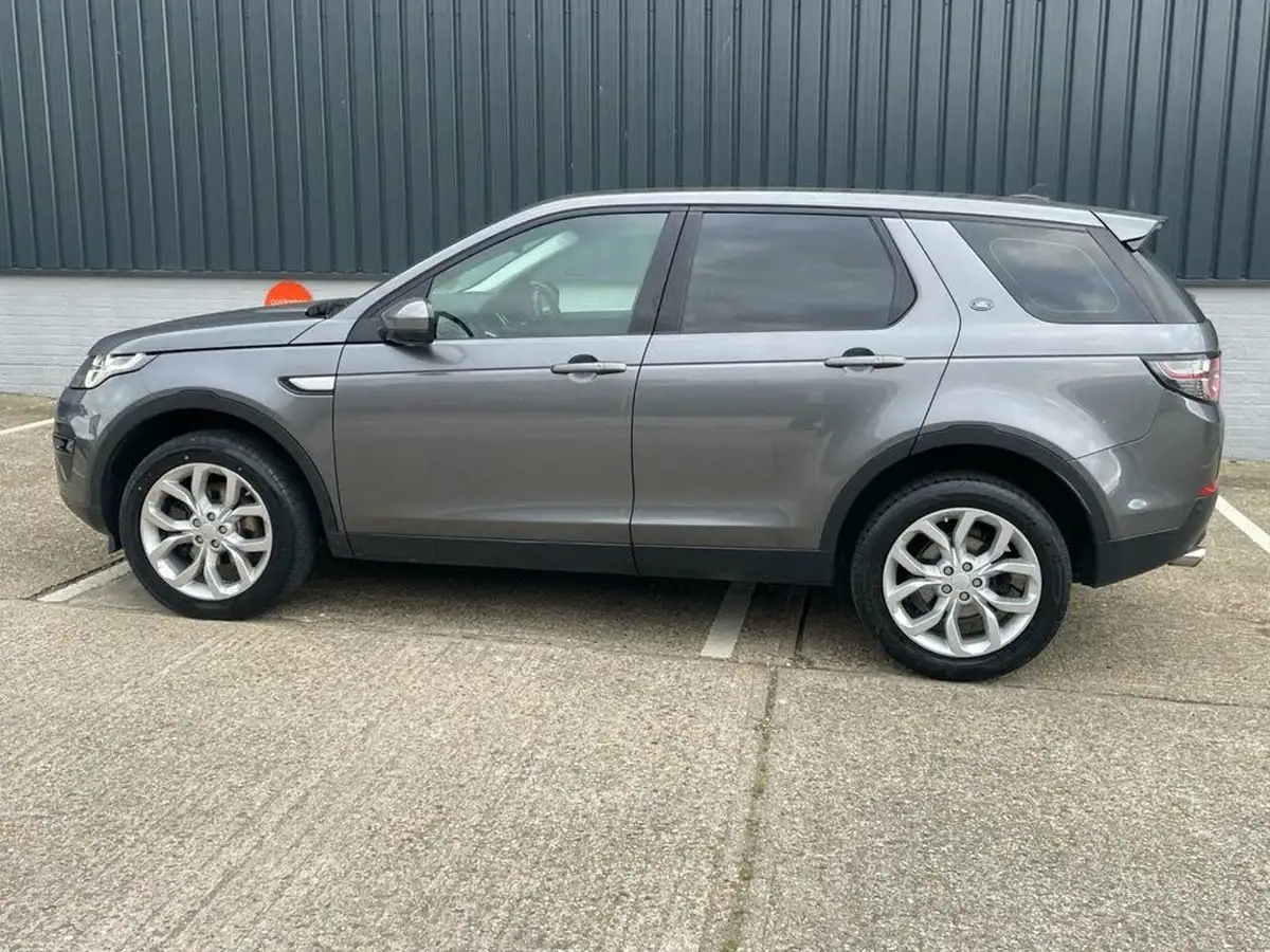 2015-land-rover-discovery-sport-22td-hse-awd-auto-big-29