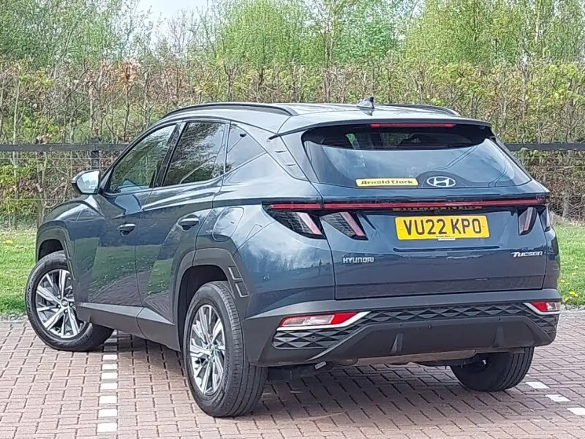 2022-hyundai-tucson-16-t-gdi-se-connect-150ps-big-1