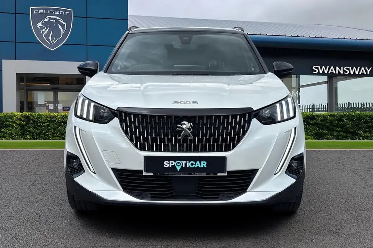 2020-peugeot-2008-suv-12-puretech-gt-line-big-5