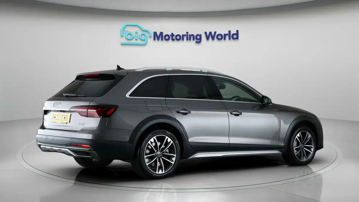 2022-audi-a4-allroad-20-45-tfsi-allroad-sport-big-7