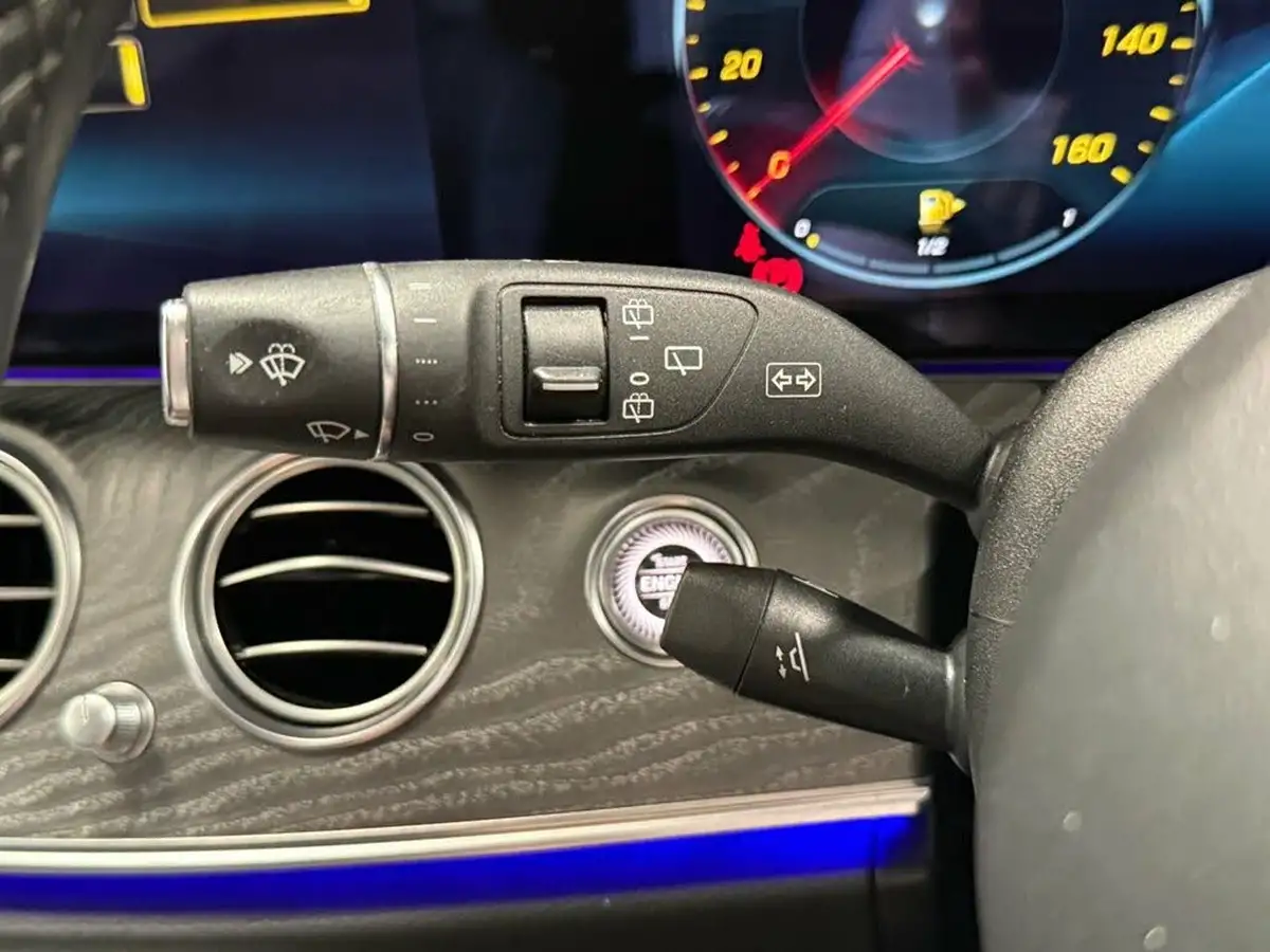 2021-mercedes-benz-e-class-20d-e300de-amg-line-night-edition-premium-plus-316ps-eq-power-estate-5d-big-16
