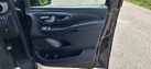 2018-mercedes-benz-v-class-small-11