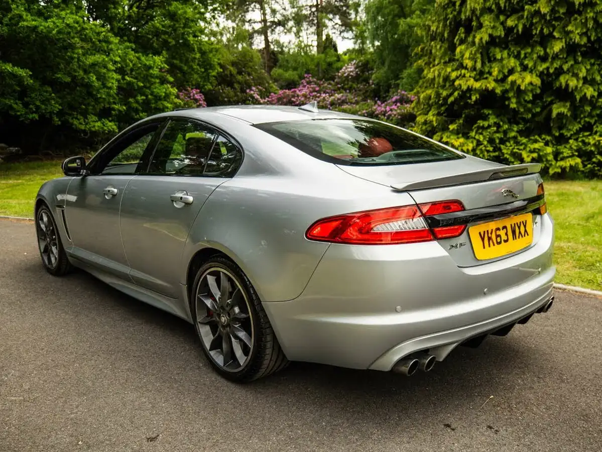 2013-jaguar-xf-50-xfr-big-3