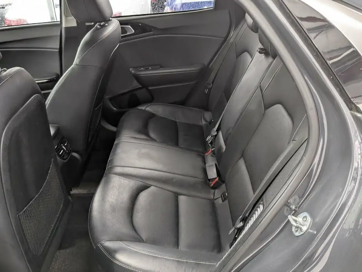 2020-kia-xceed-16-gdi-first-edition-big-27