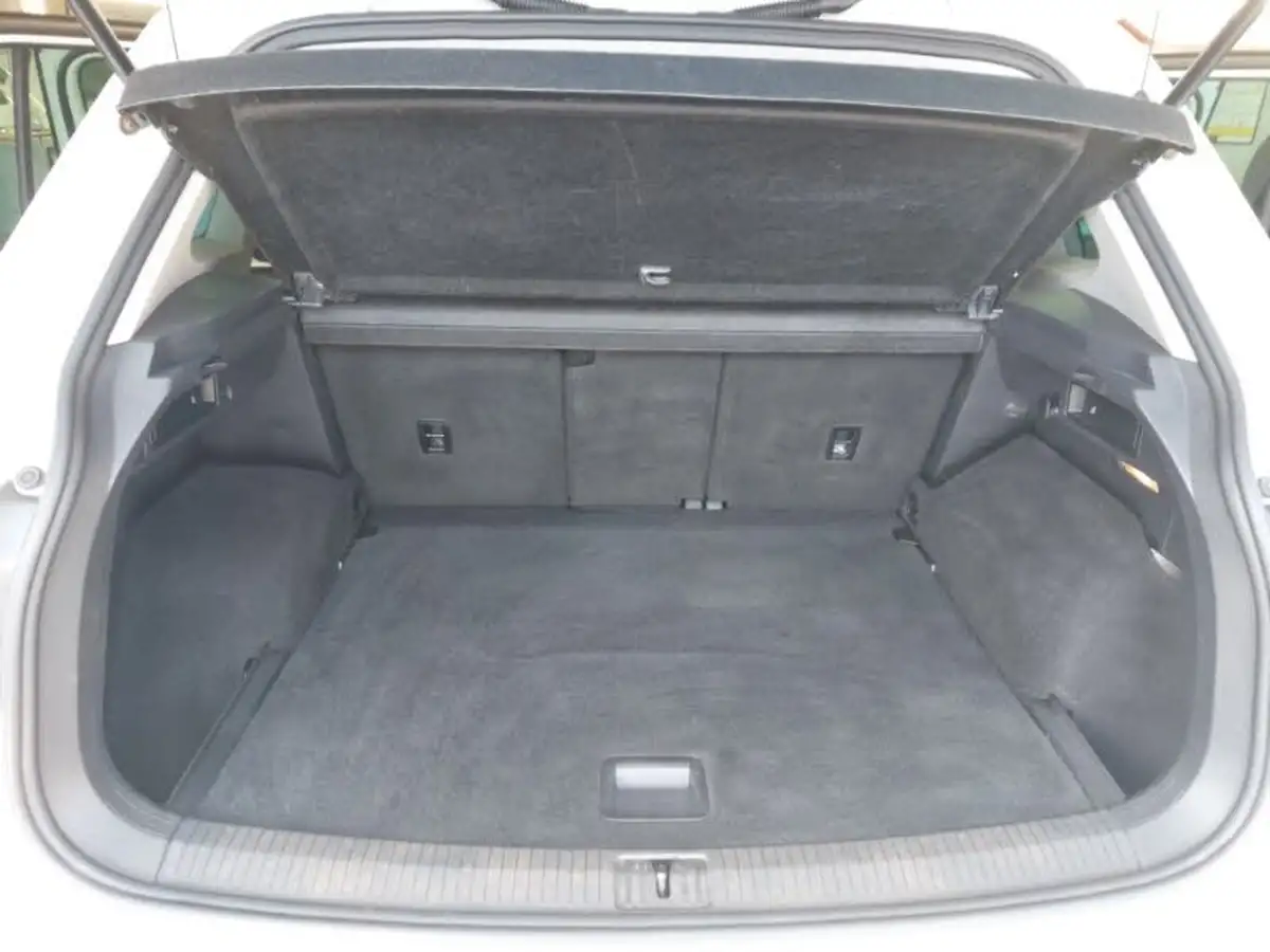 2018-volkswagen-tiguan-20tdi-se-navigation-150ps-scr-4motion-dsg-big-7