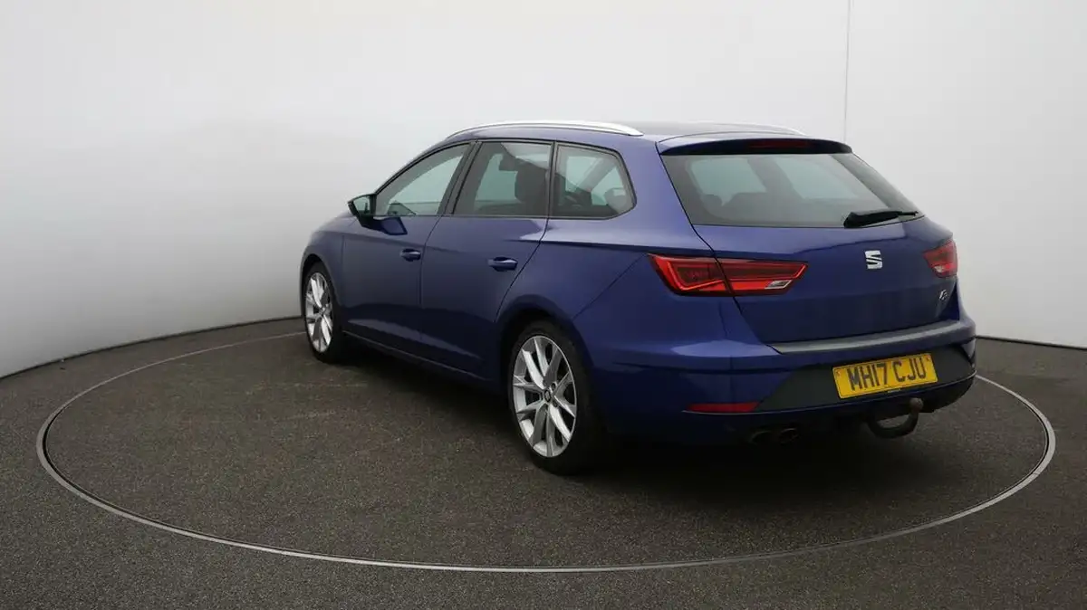 2017-seat-leon-14-ecotsi-fr-technology-estate-5d-dsg-big-53