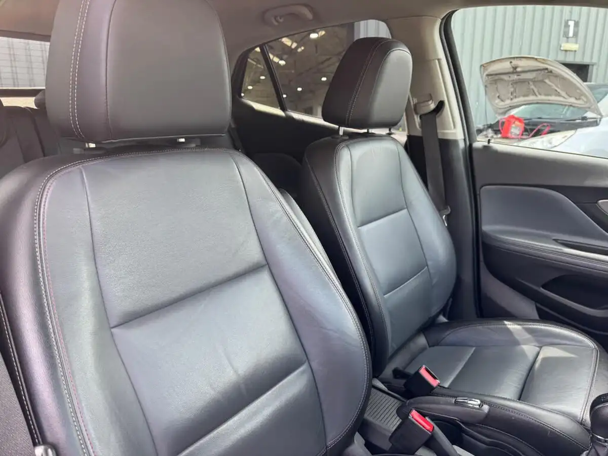 2015-vauxhall-mokka-16-se-big-6