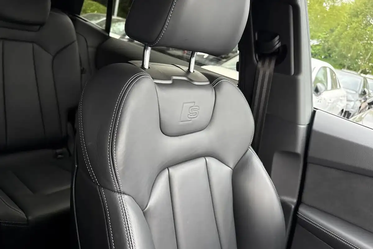 2024-audi-q8-30-55-tfsi-launch-edition-big-50
