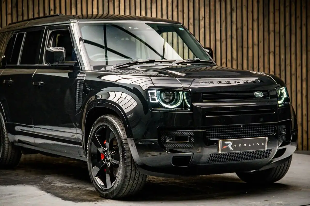 2022-land-rover-110-defender-30-p400-x-big-11