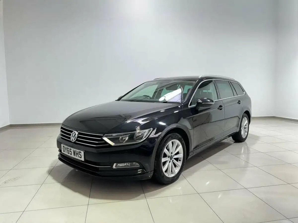 2015-volkswagen-passat-20tdi-se-business-bmtss-estate-5d-big-2