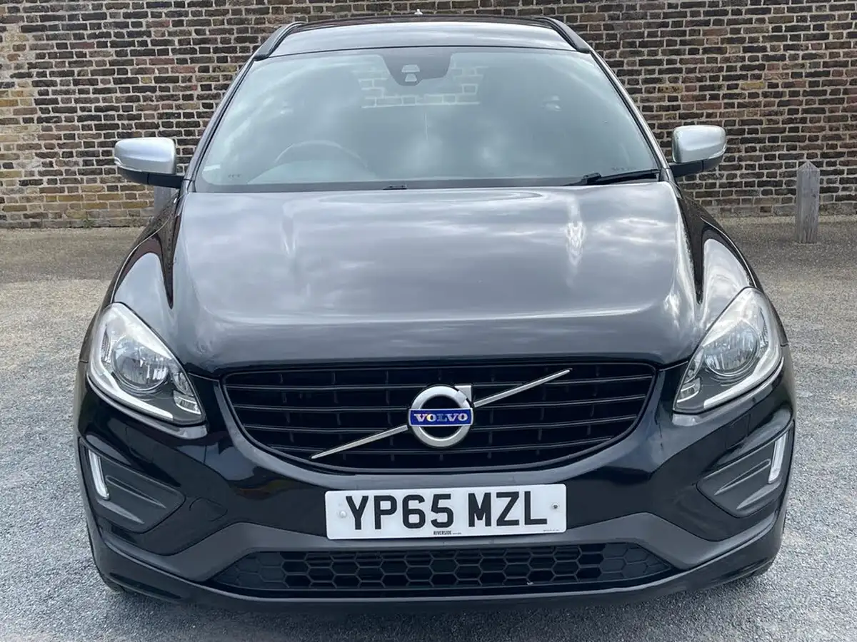 2015-volvo-xc60-20td-d4-r-design-190bhp-nav-big-1