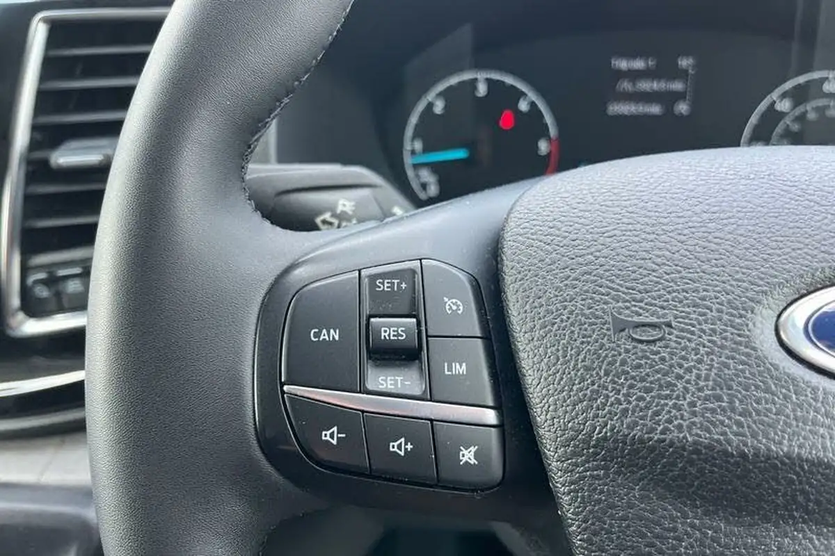 2022-ford-transit-custom-20tdci-340-l1h1-limited-170pseu6dt-auto-big-26
