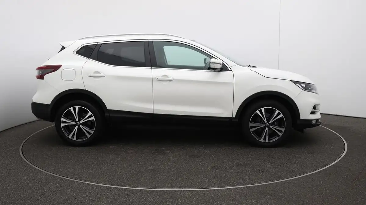 2021-nissan-qashqai-13-dig-t-n-connecta-158ps-xtronic-big-47