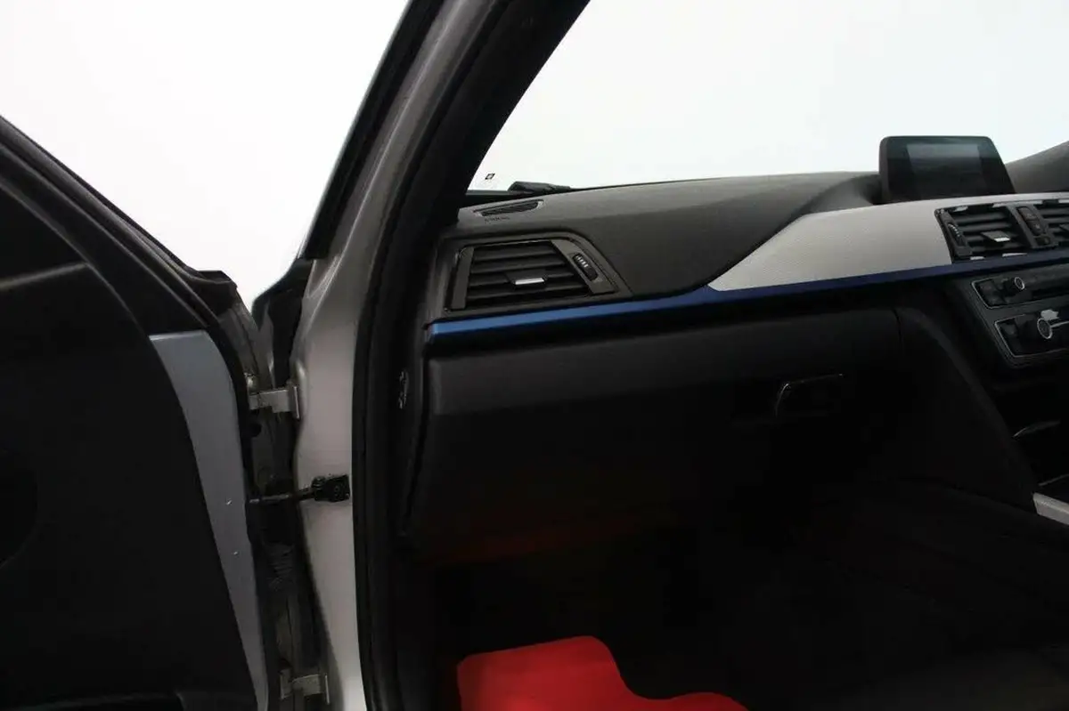 2014-bmw-3-series-20td-320d-m-sport-184bhp-blueperformance-ss-saloon-4d-big-29