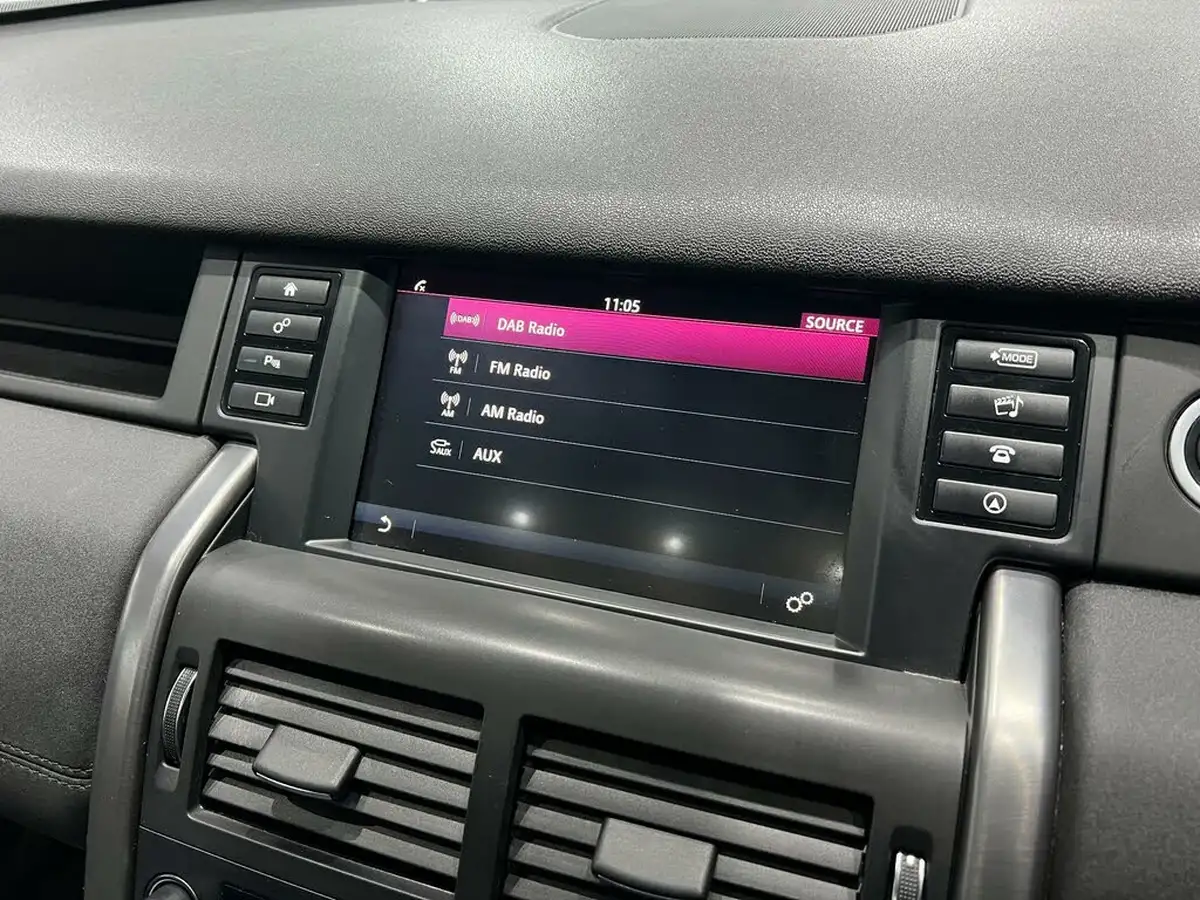 2019-land-rover-discovery-sport-20td4-landmark-big-36
