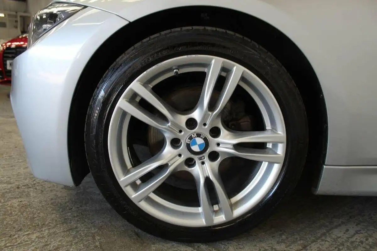 2014-bmw-3-series-20td-320d-m-sport-184bhp-blueperformance-ss-saloon-4d-big-57