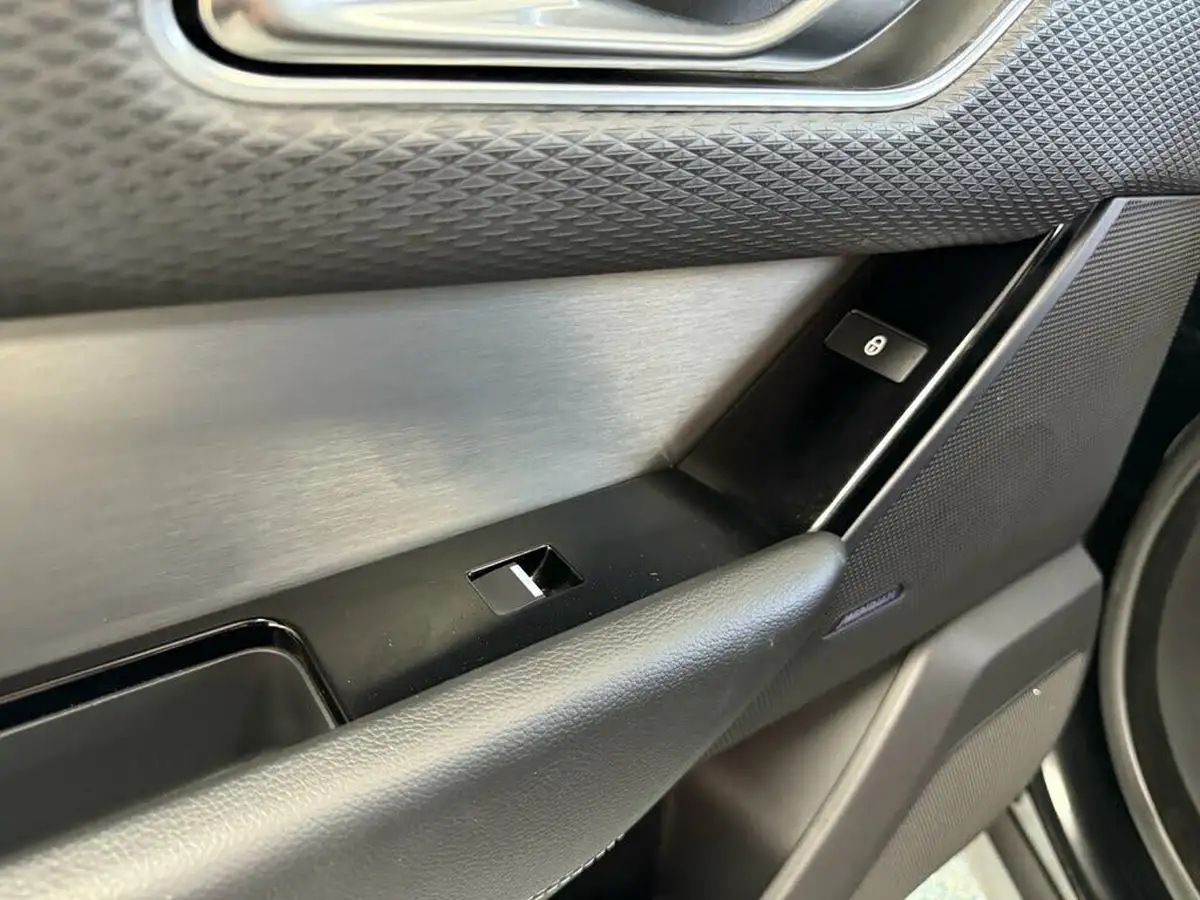 2018-land-rover-range-rover-velar-30-d300-r-dynamic-s-ss-big-19