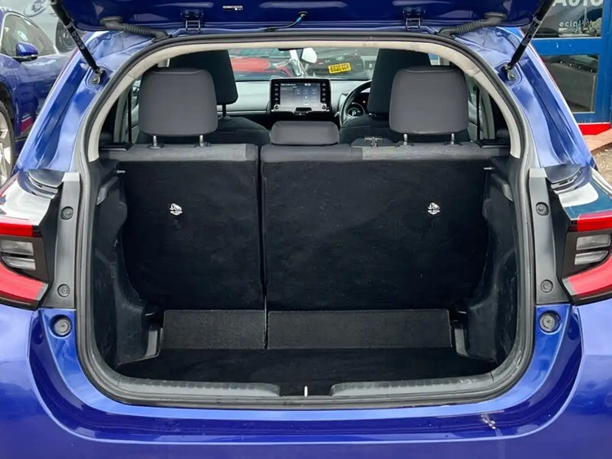 2022-toyota-yaris-15-vvt-i-design-big-35