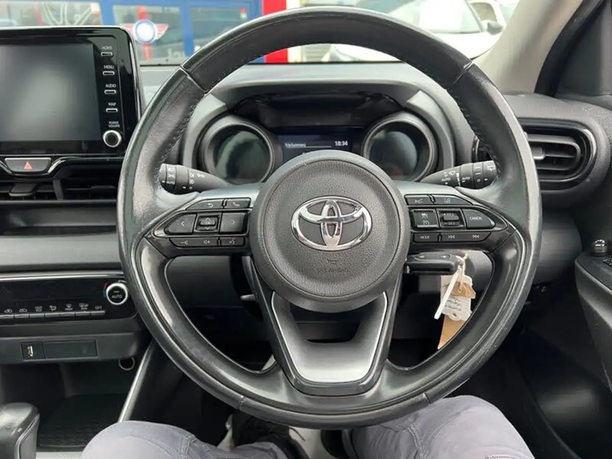 2022-toyota-yaris-15-vvt-i-design-big-59