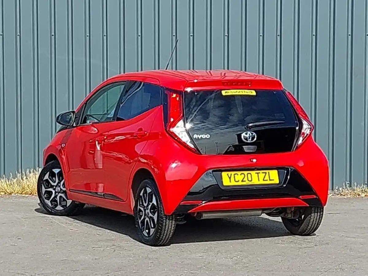 2020-toyota-aygo-10-vvt-i-x-trend-big-1