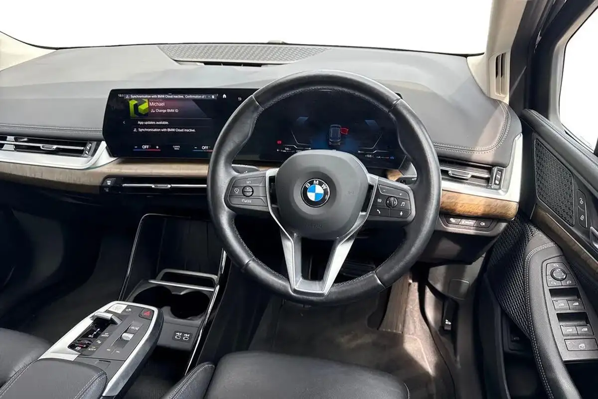 2022-bmw-2-series-15-220i-luxury-big-11