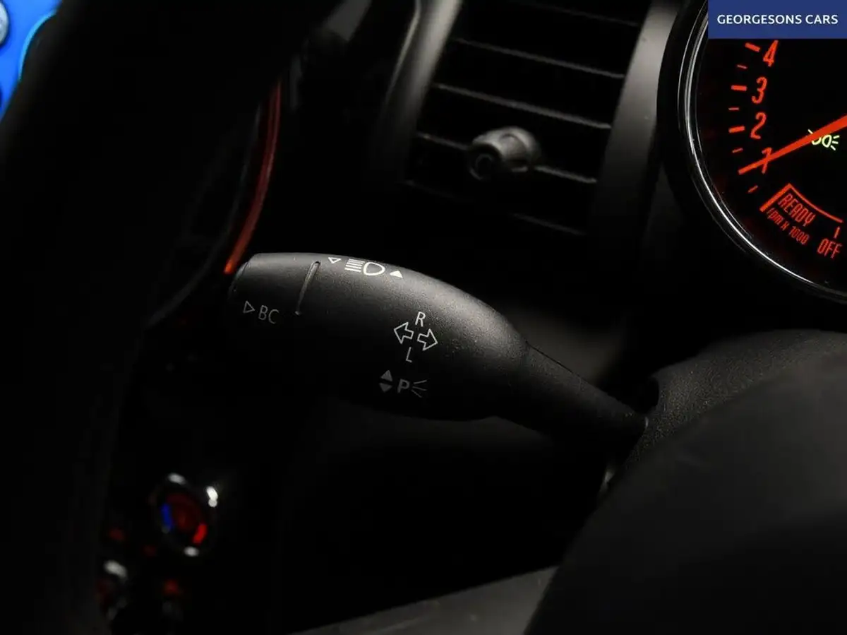 2020-mini-countryman-15-cooper-classic-big-33