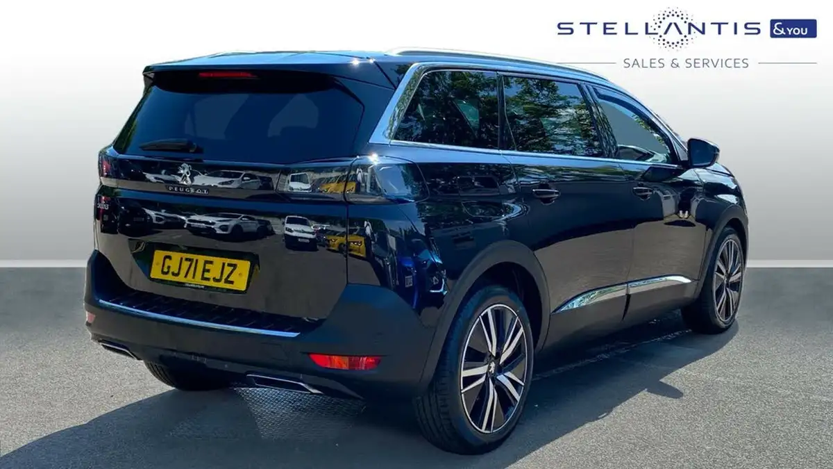 2021-peugeot-5008-suv-20-bluehdi-gt-premium-177bhp-big-2