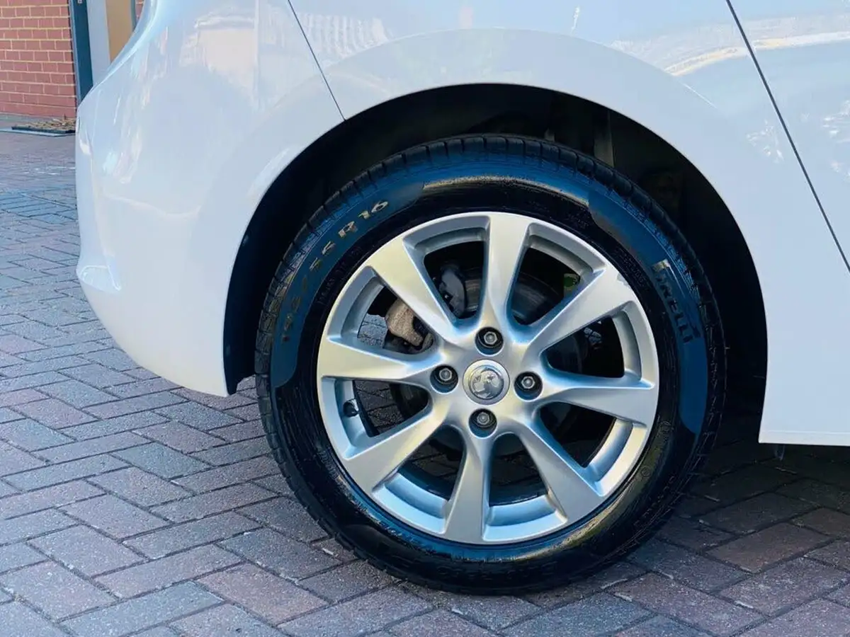 2021-vauxhall-corsa-15-turbo-d-se-big-9