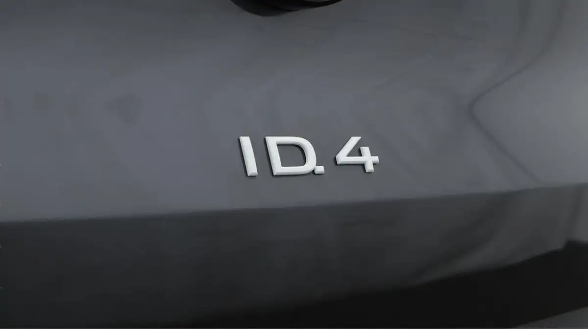 2022-volkswagen-id4-e-life-148ps-52kwh-pure-performance-big-22