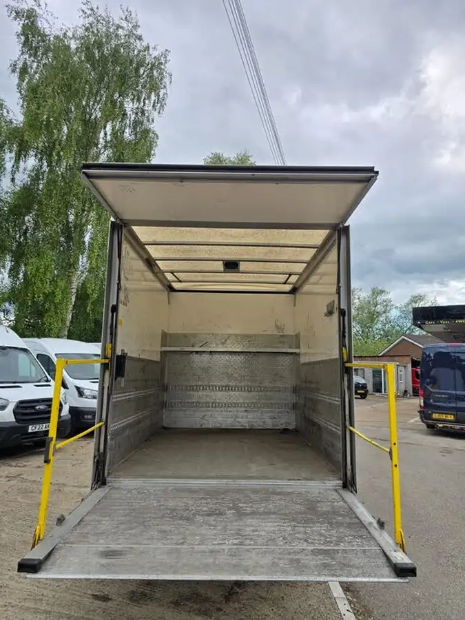 2019-iveco-daily-s-class-23td-35s12-4100-eu6-chassis-cab-hi-matic-big-11