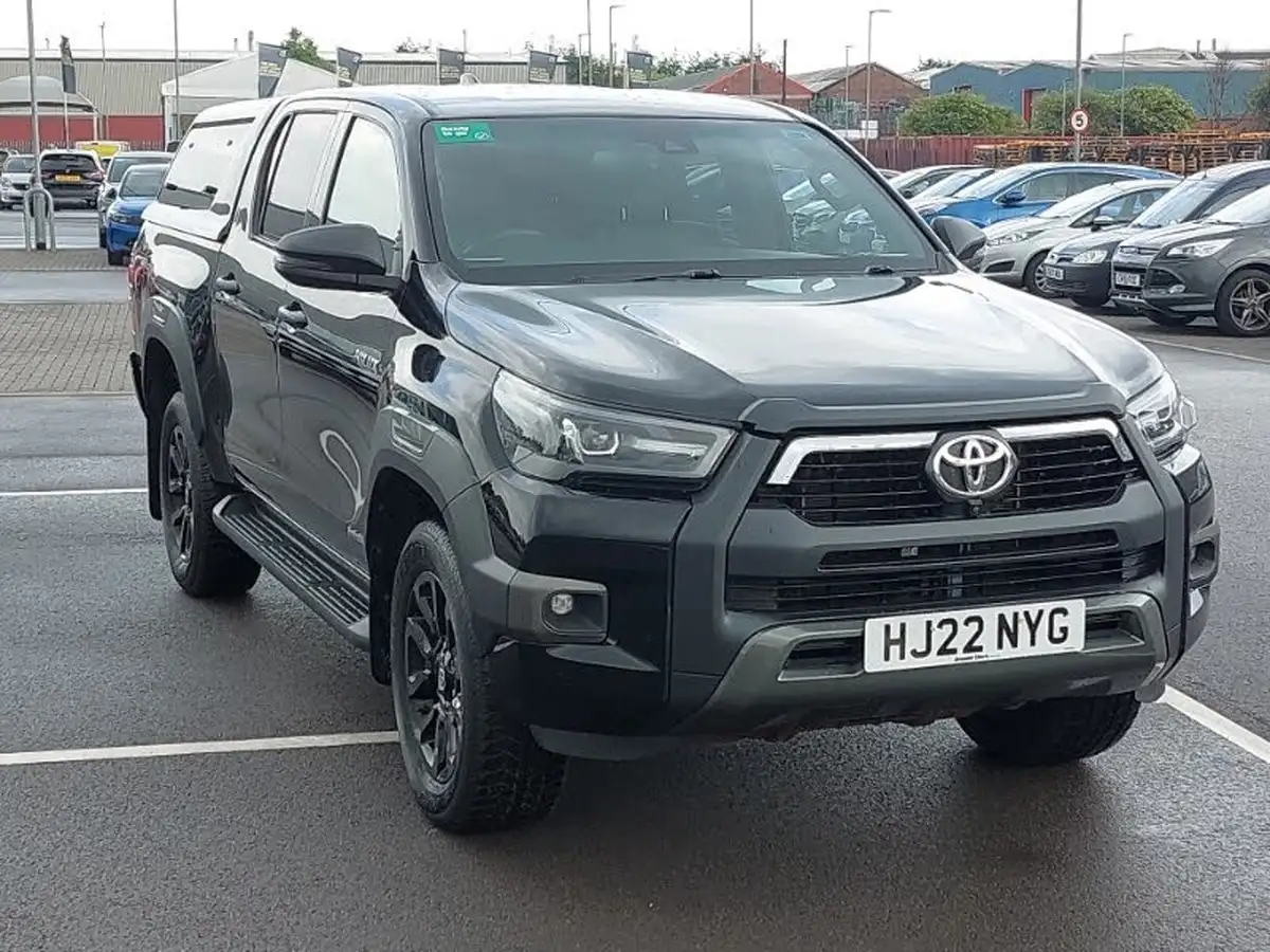 2022-toyota-hi-lux-28d-4d-invincible-x-204hpeu6d-2755cc-auto-big-0