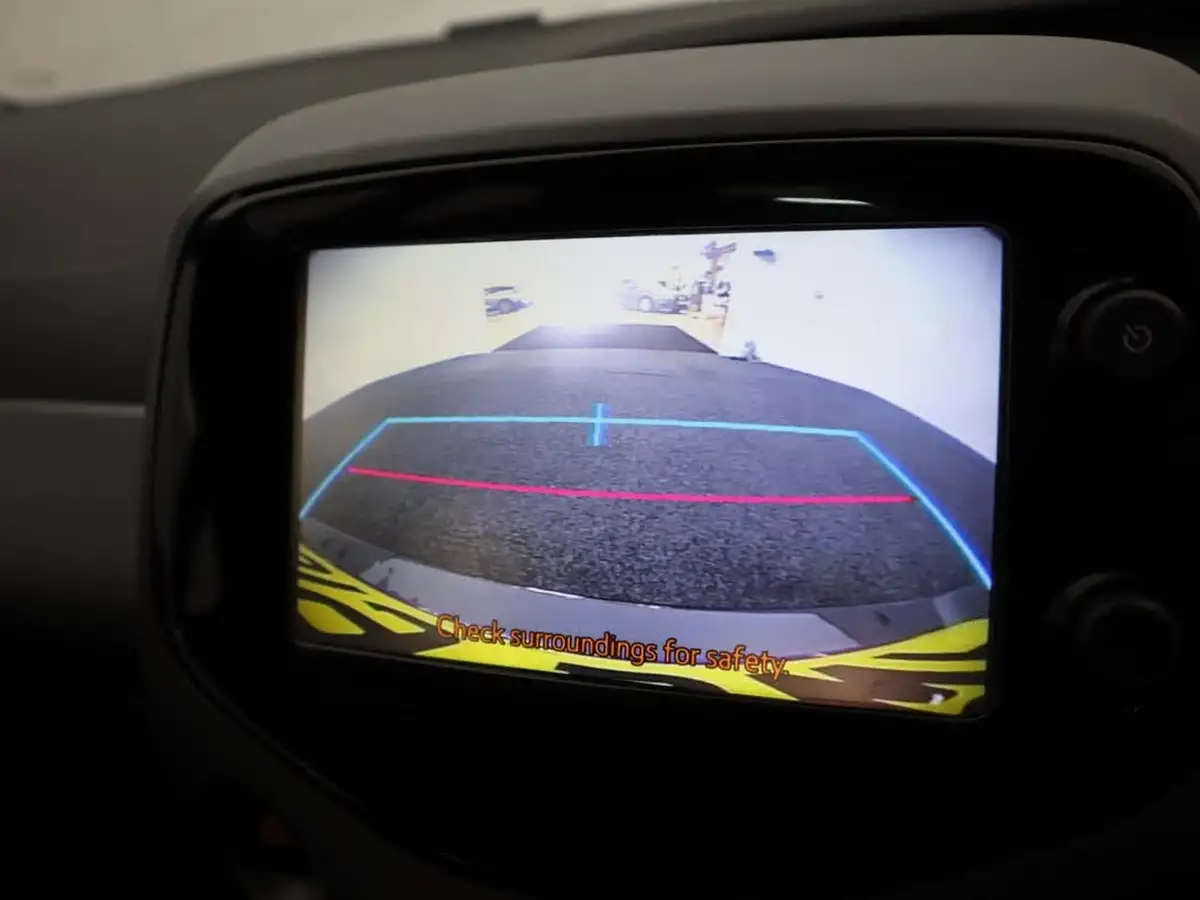 2019-toyota-aygo-10-vvt-i-x-play-big-26