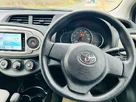 2013-toyota-yaris-small-25