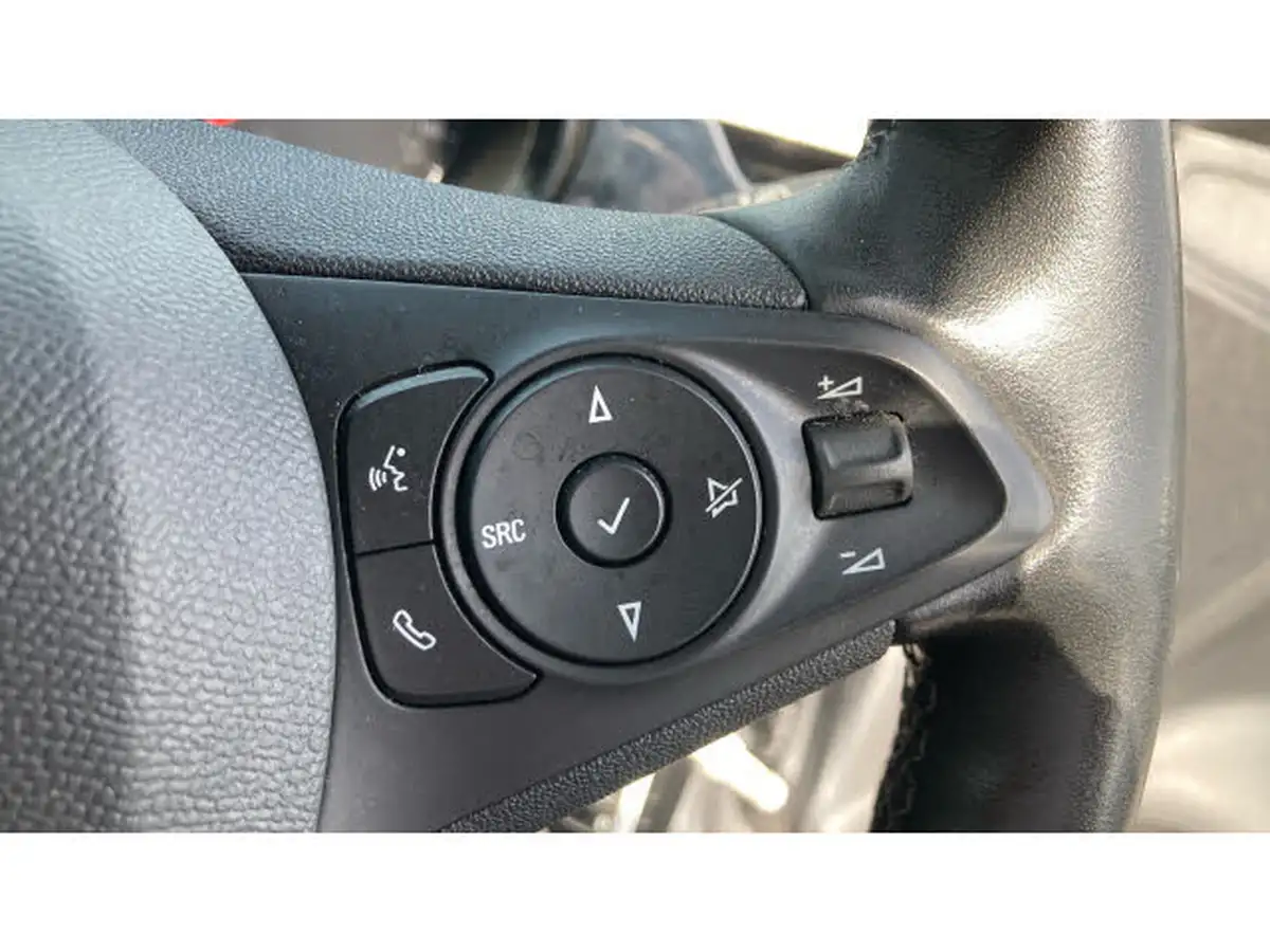2021-vauxhall-corsa-12-turbo-griffin-edition-big-21