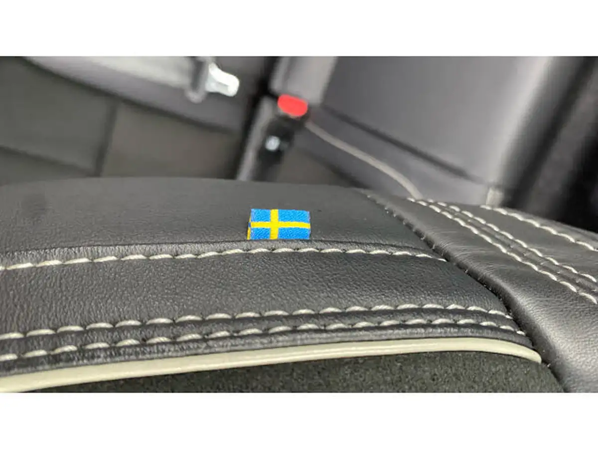 2022-volvo-xc40-15-t5-r-design-pro-big-21