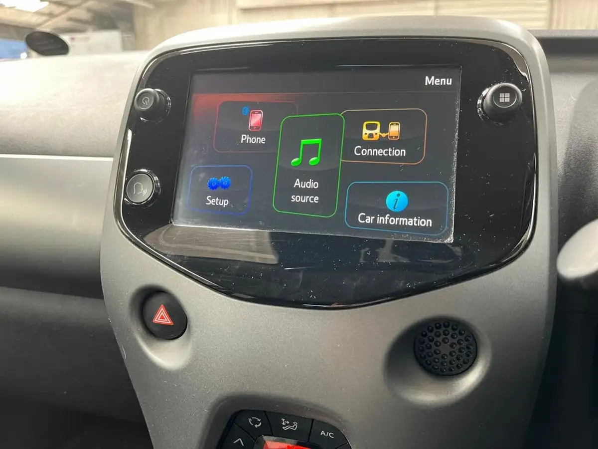 2020-toyota-aygo-10-vvt-i-x-trend-tss-big-27