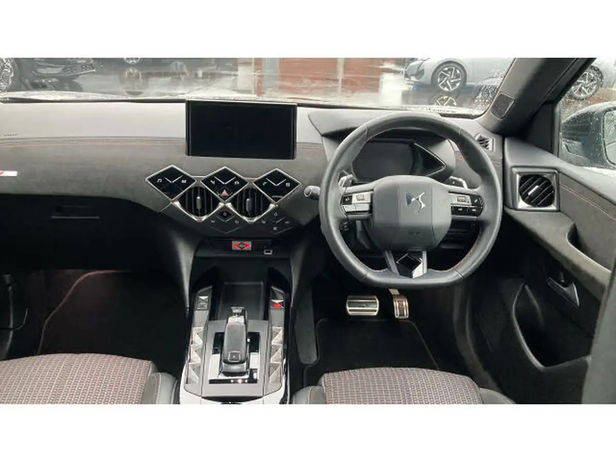 2022-ds-ds-3-crossback-12-puretech-performance-line-130ps-eat8-big-10
