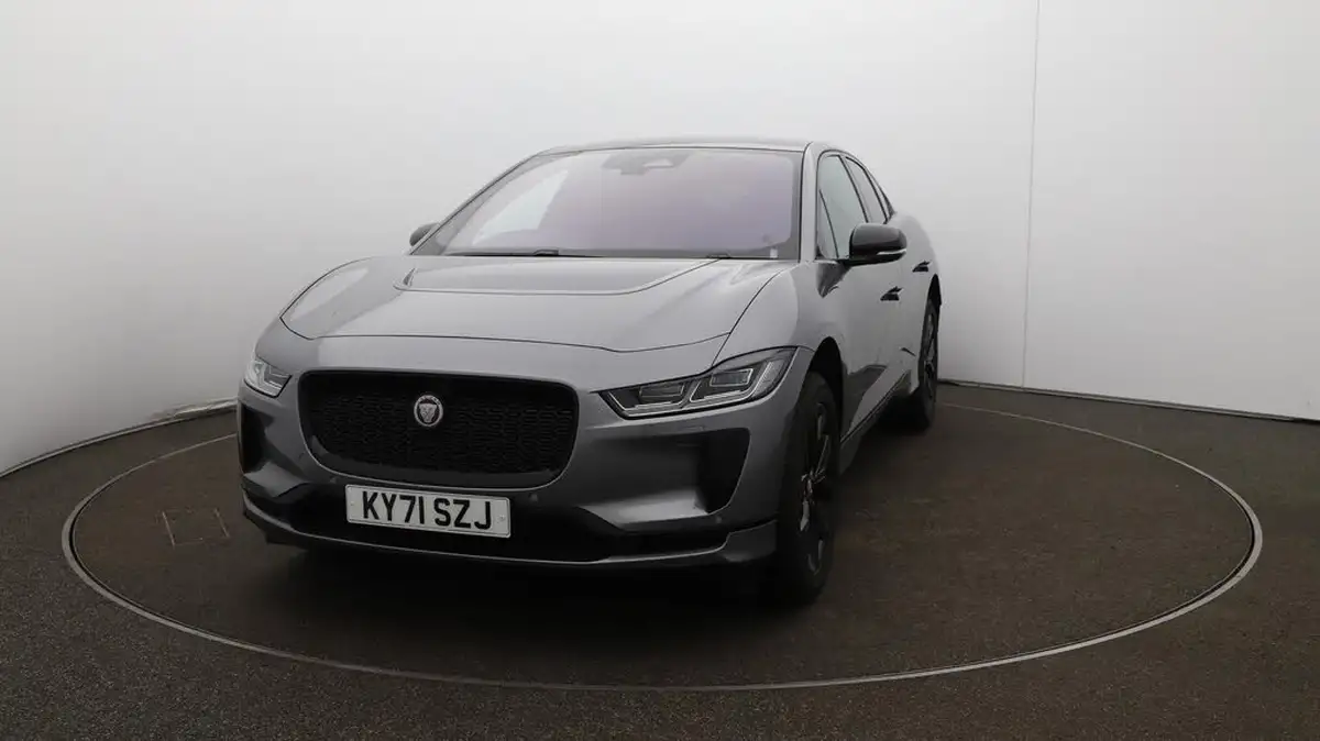 2022-jaguar-i-pace-ev400-black-big-41