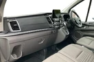 2023-ford-tourneo-custom-small-2