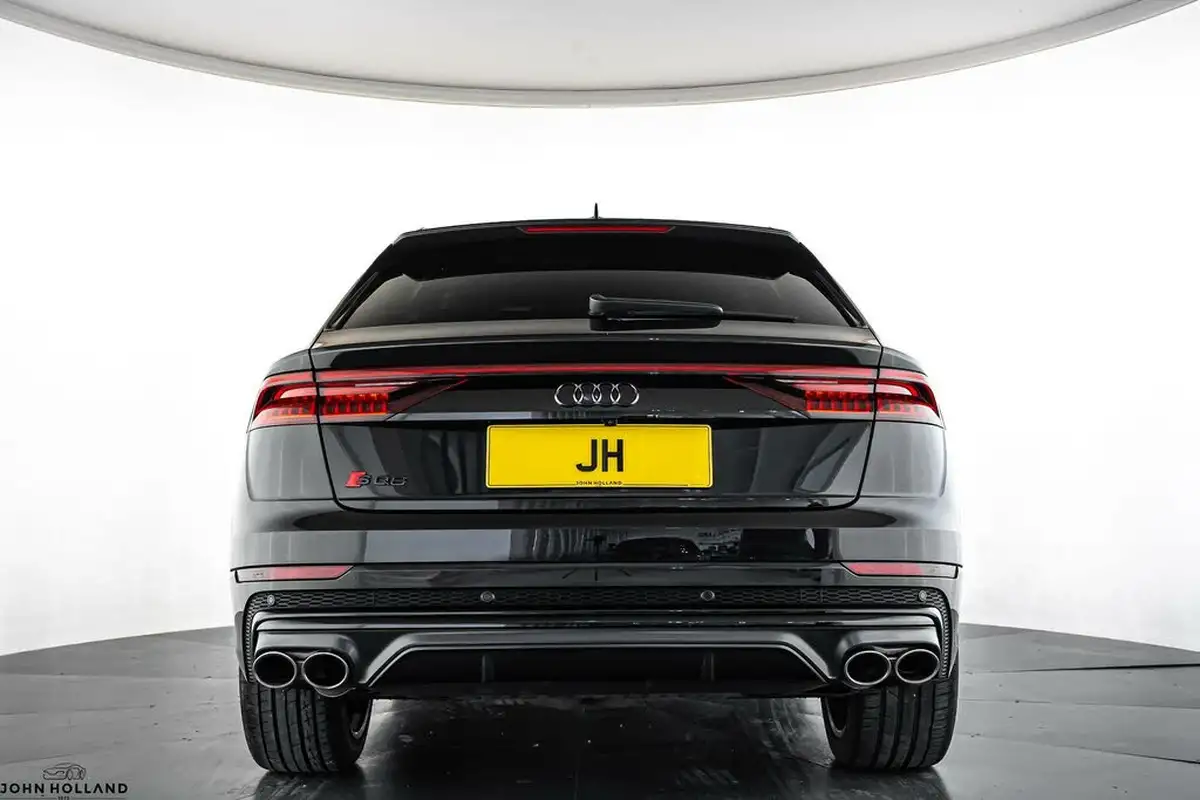 2022-audi-sq8-40-tfsi-black-edition-big-7