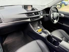 2013-lexus-ct-200h-18-premier-small-24