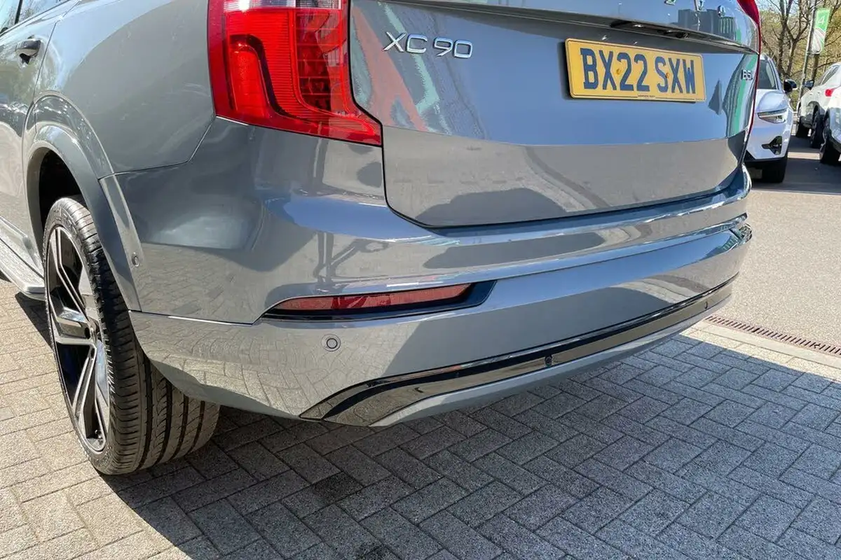 2022-volvo-xc90-20-b5-ultimate-big-17