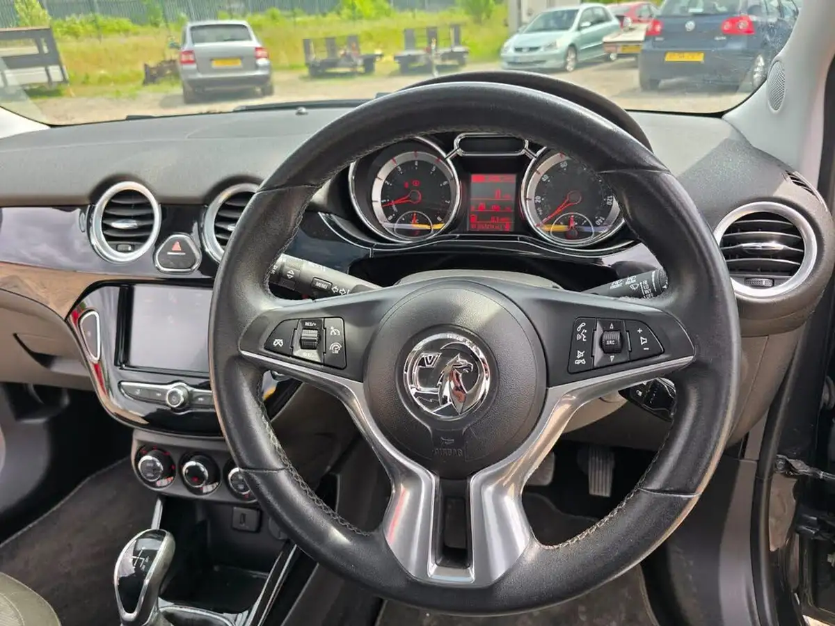 2016-vauxhall-adam-14i-vvt-16v-glam-87ps-ecoflex-easytronic-big-30
