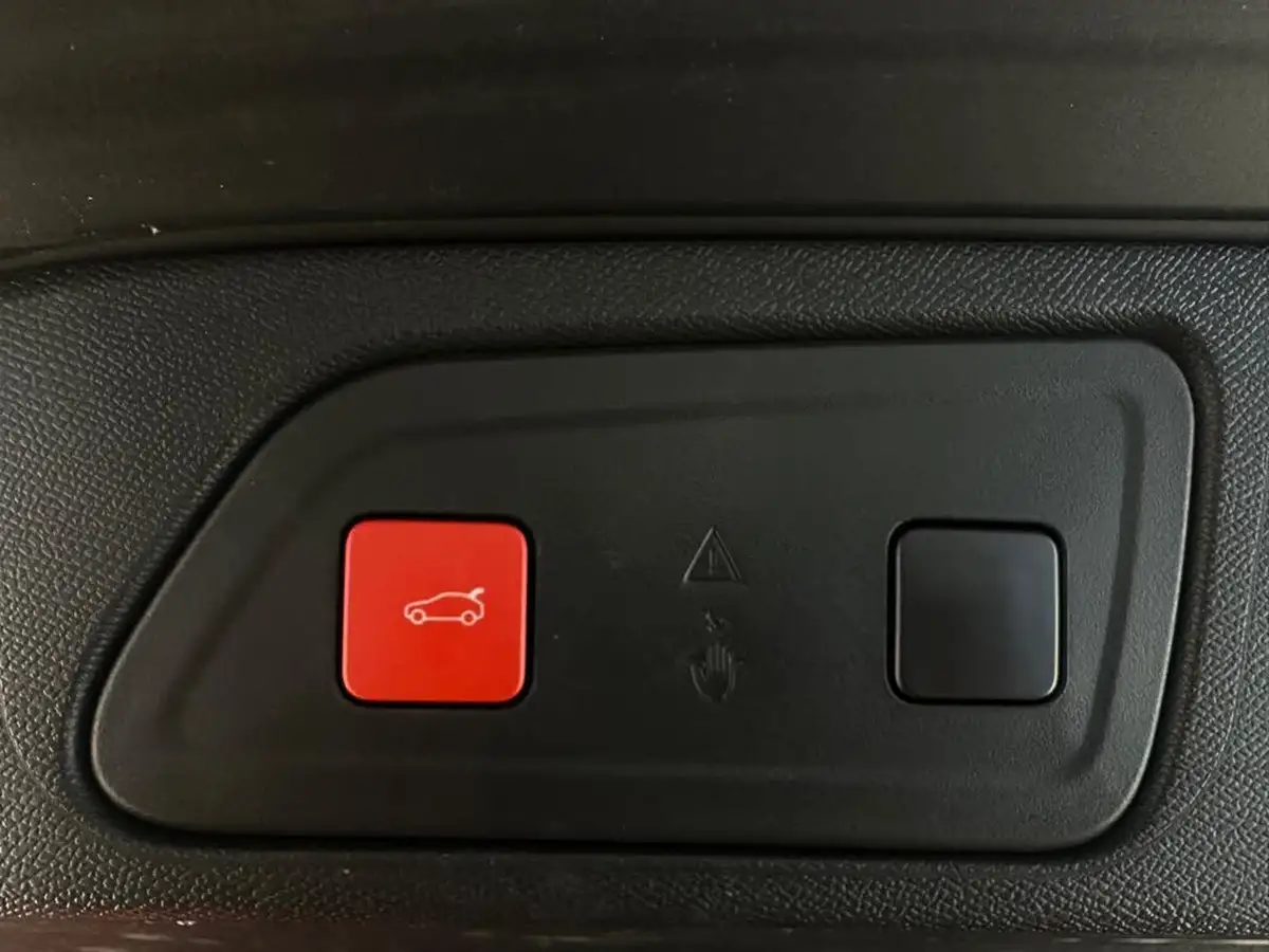 2021-citroen-c5-aircross-16-puretech-shine-plus-5d-big-13