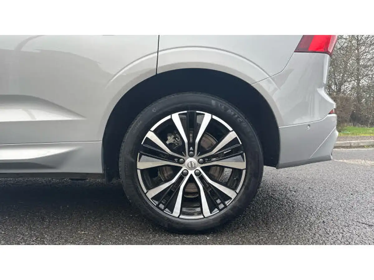 2023-volvo-xc60-20td-b4-plus-big-15